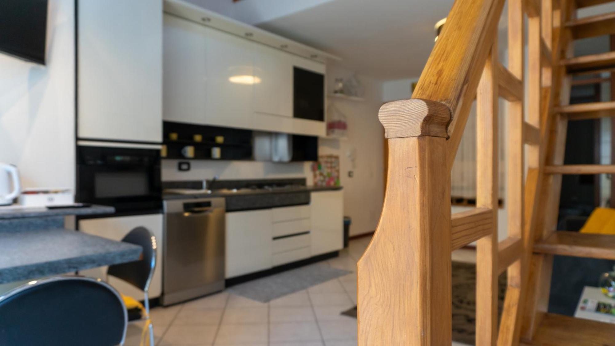 Ferienwohnung Ol Vege Casa In Centro Storico Scanzorosciate Exterior foto